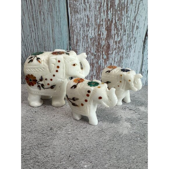 Marble Elephant Figurine Set With Floral Inlay Design - Picture 7 of 9